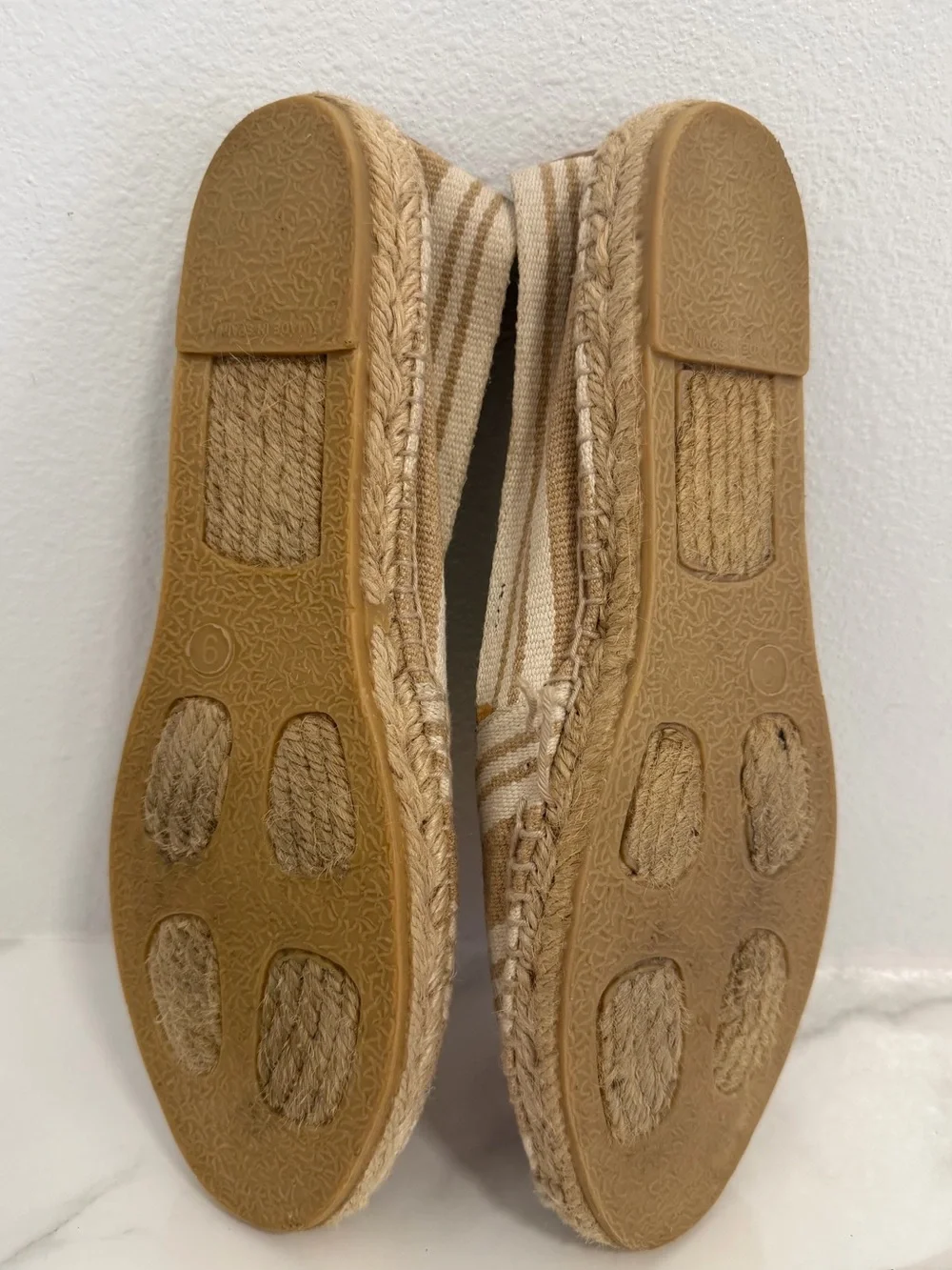 Tory Burch Espadille flat cream and orange logo size 9